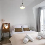 Апартаменты Heavenly & Cozy Parisian Flat - Place Voltaire Париж