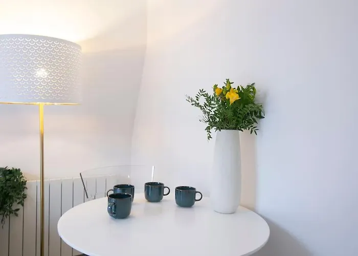 Heavenly & Cozy Parisian Flat - Place Voltaire * Paryż