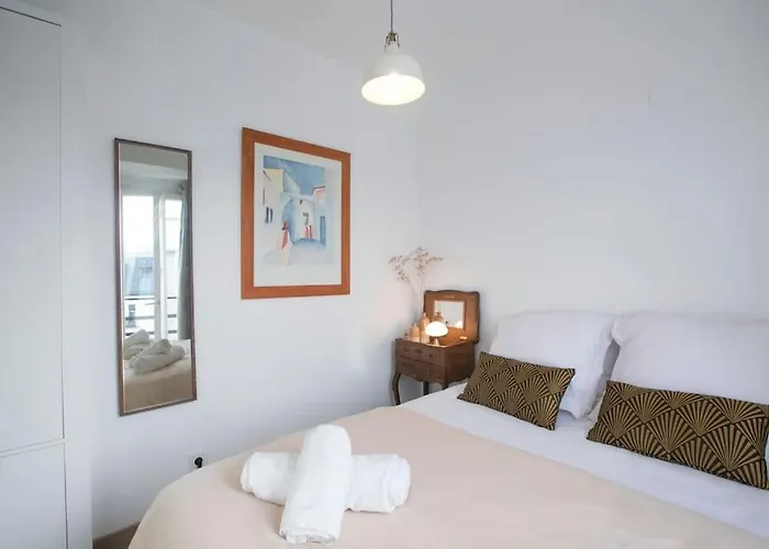 Heavenly & Cozy Parisian Flat - Place Voltaire Apartament