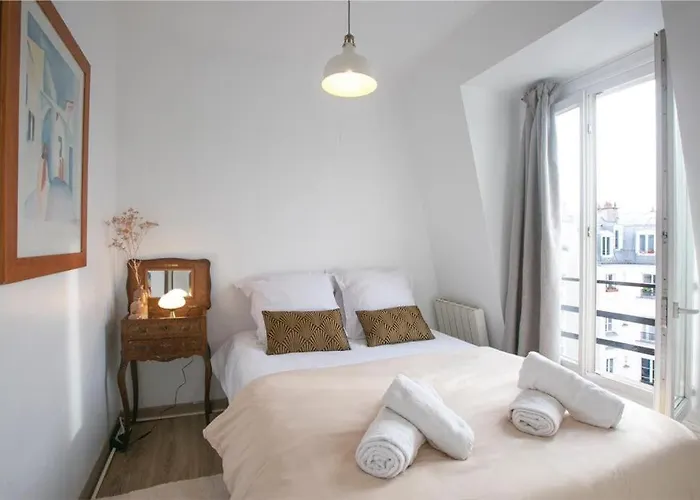 Apartament Heavenly & Cozy Parisian Flat - Place Voltaire Paryż